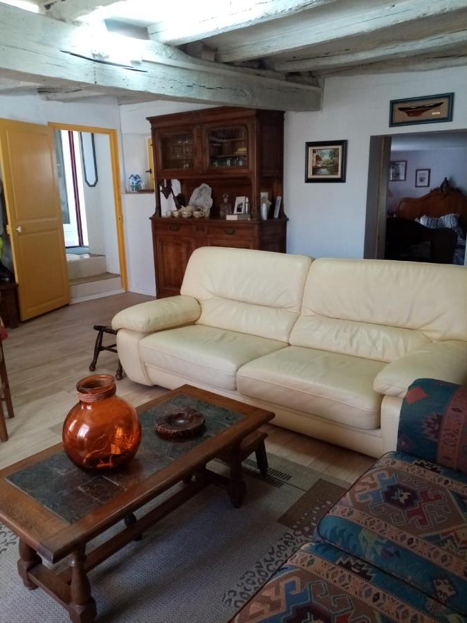 Maisonnette De Charme Climatisee La Machine ภายนอก รูปภาพ